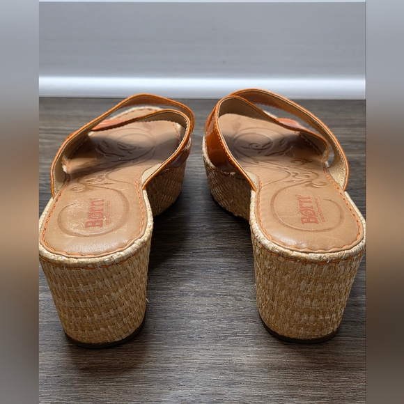 Born Orange Patent Leather Wedge Sandals Size 8 - Picture 7 of 10